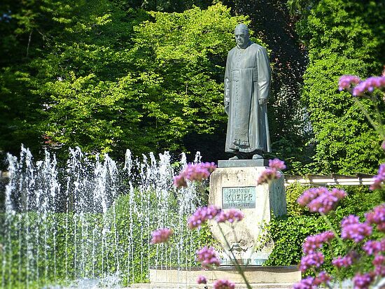 Filmvorführung und Filmgespräch über Kneipp - "Der Wasserdoktor" (Dauer ca 110 Minuten)