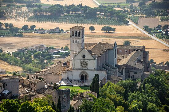 ASSISI. Heimat des Heiligen Franziskus 
in den Hügeln Umbriens