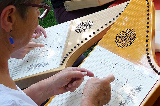 Musizieren mit der Veeh-Harfe - Bekannte christliche Lieder